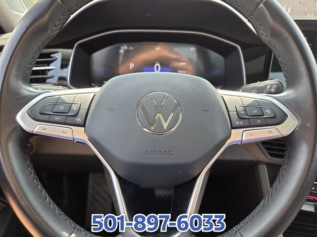 Used 2025 Volkswagen Jetta SE FWD image 22