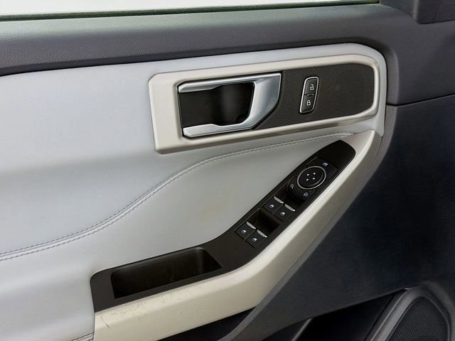 Certified 2022 Ford Explorer XLT w/ Equipment Group 202A image 21
