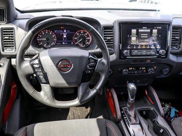Used 2022 Nissan Frontier PRO-4X w/ Technology Package AWD/4WD image 15