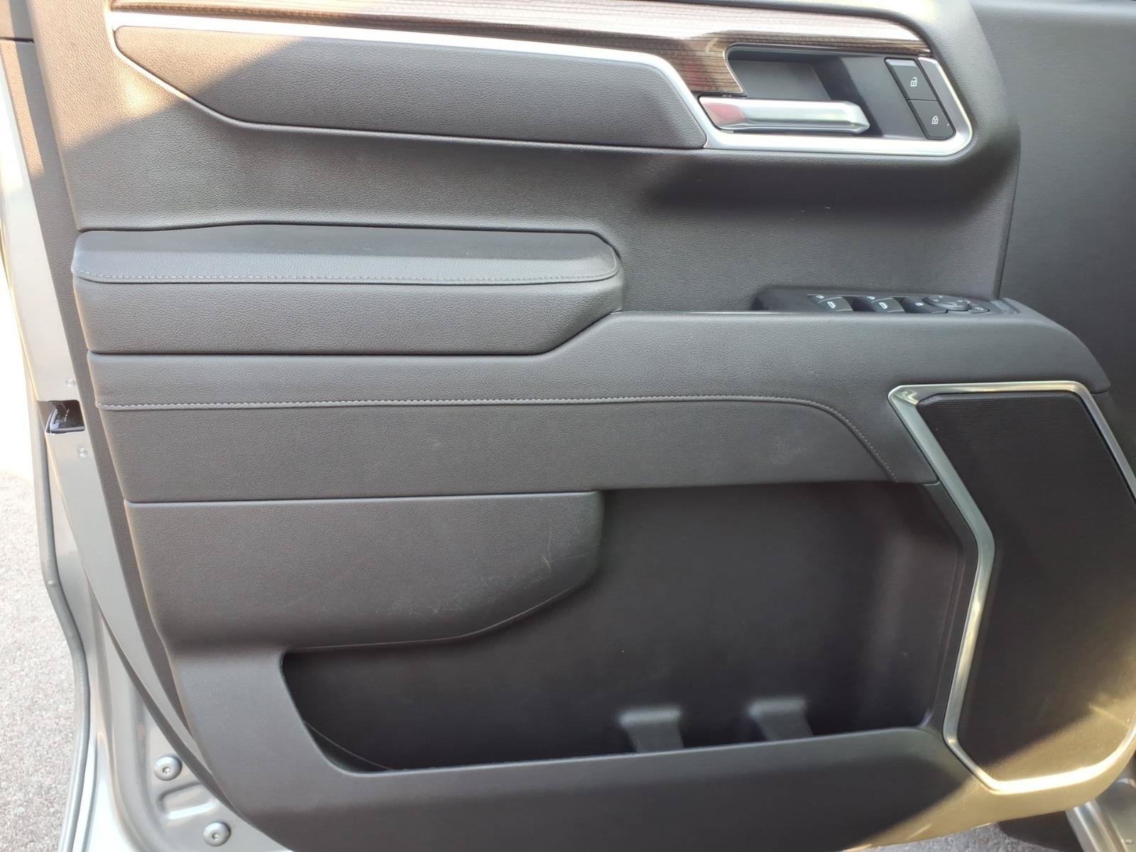 Used 2026 Chevrolet Silverado 1500 RST RWD image 12