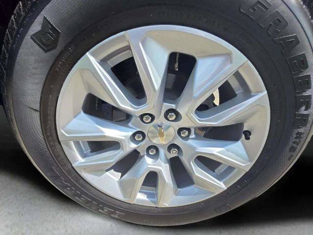 Used 2020 Chevrolet Silverado 1500 Custom w/ Custom Value Package AWD/4WD image 23