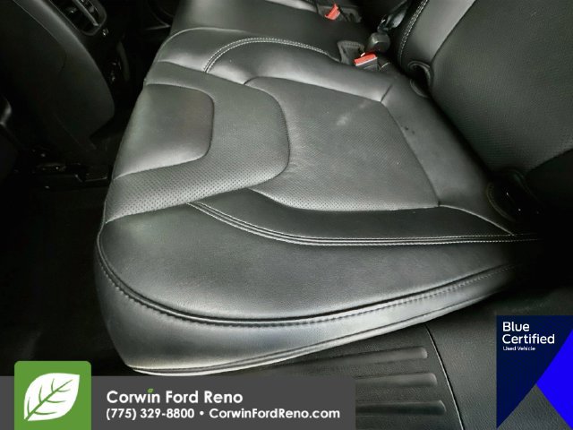 Used 2021 Jeep Cherokee Latitude Lux w/ Comfort/Convenience Group AWD/4WD image 28