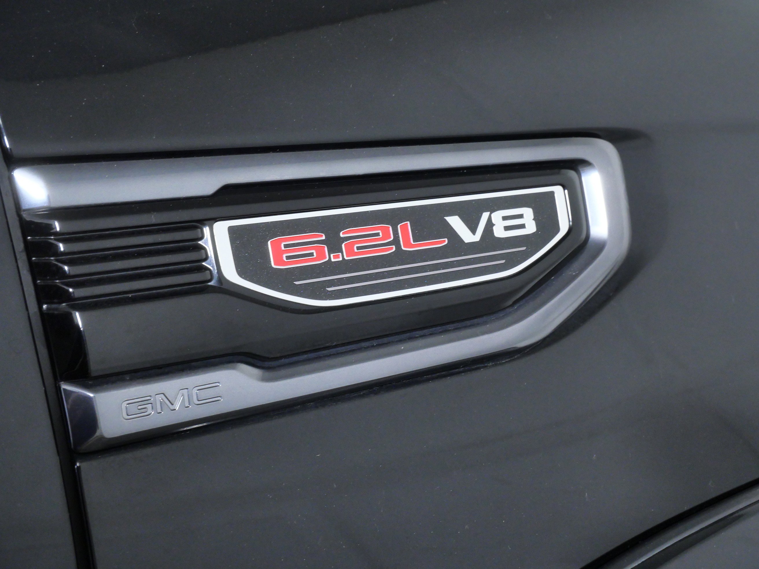 Used 2020 GMC Sierra 1500 AT4 w/ AT4 Premium Package AWD/4WD image 9