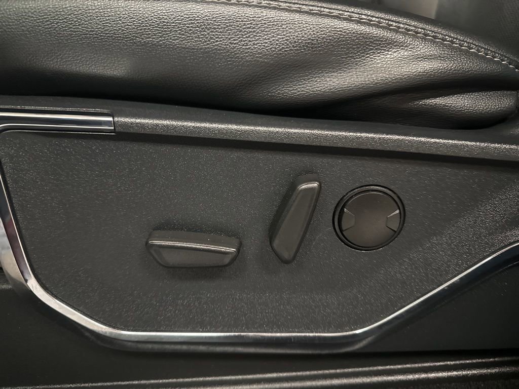 Certified 2022 Ford F150 Lariat image 37