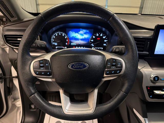 Certified 2024 Ford Explorer XLT w/ Equipment Group 202A AWD/4WD image 9