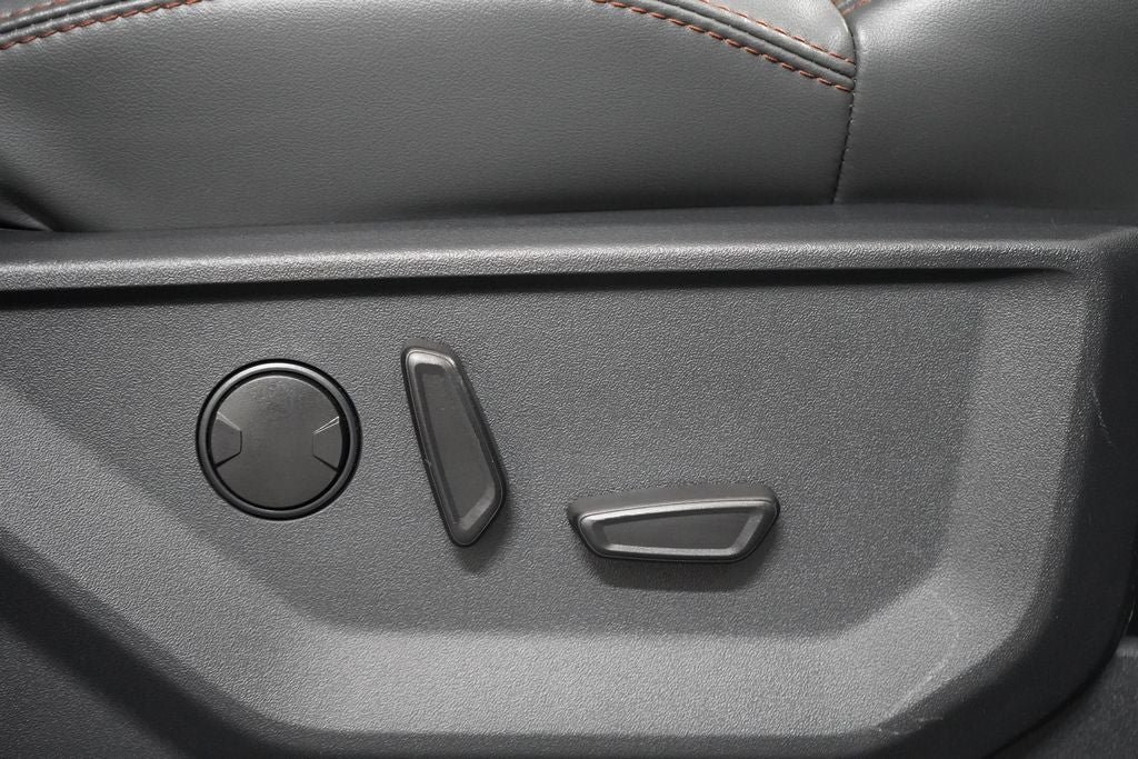 Certified 2025 Ford Expedition Active AWD/4WD image 26