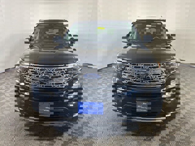 Certified 2023 Ford Explorer Limited w/ Equipment Group 301A image 6