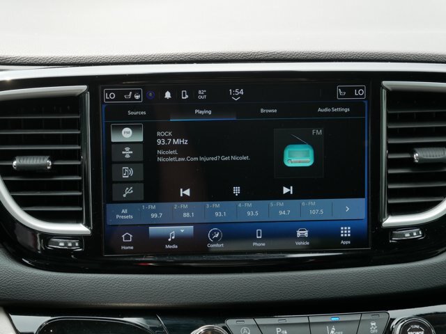 Used 2024 Chrysler Pacifica Touring-L FWD image 14