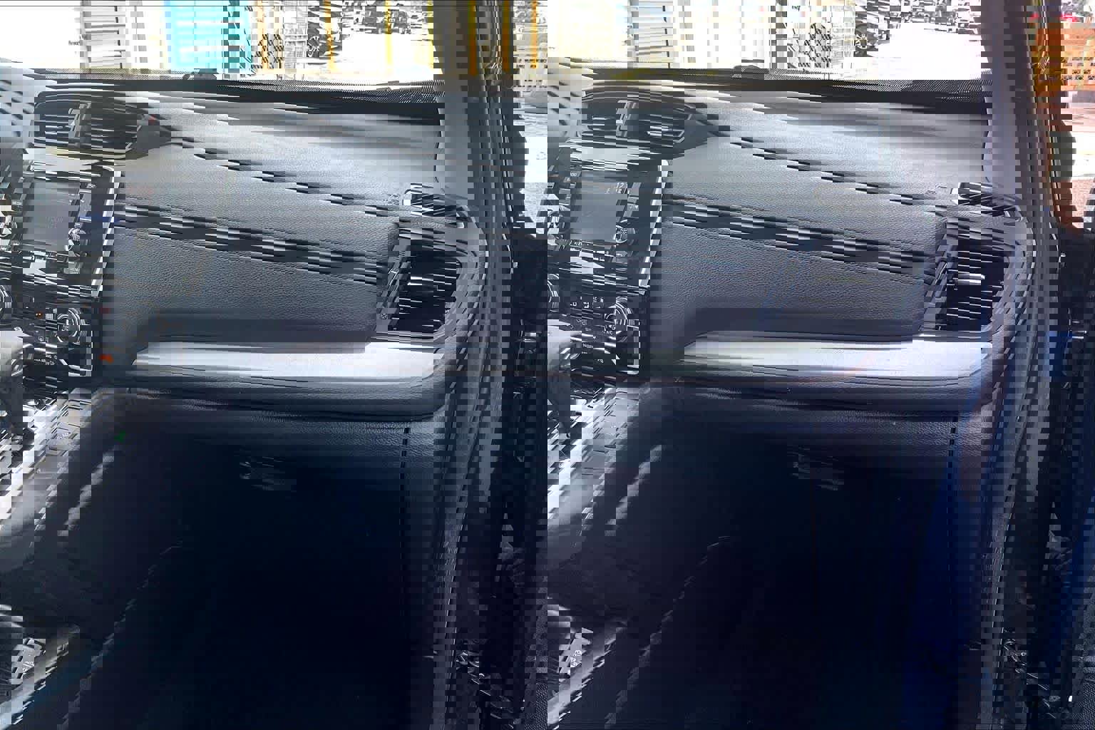 Used 2018 Honda CR-V LX image 20