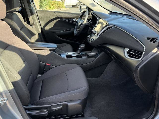 Used 2024 Chevrolet Malibu LT image 17