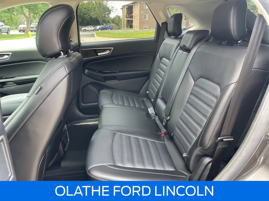 Certified 2017 Ford Edge SEL w/ Equipment Group 201A FWD image 24