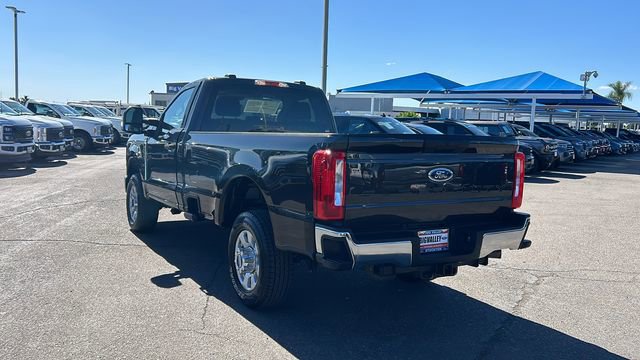 Certified 2024 Ford F250 XLT image 5
