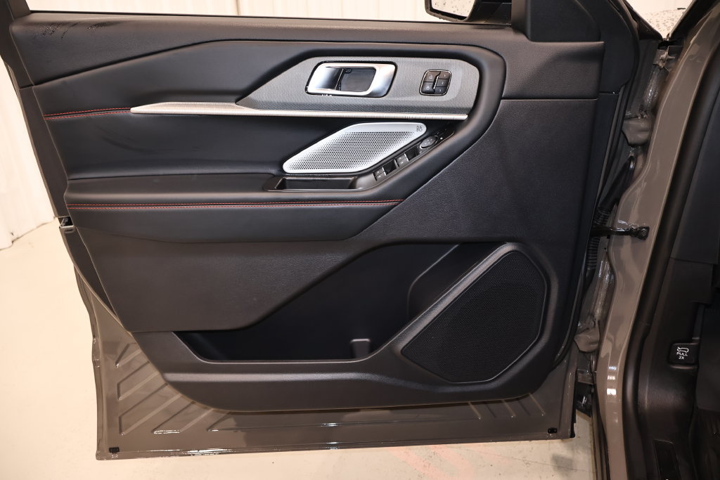 Certified 2026 Ford Explorer ST w/ Sun And Sound Package AWD/4WD image 10