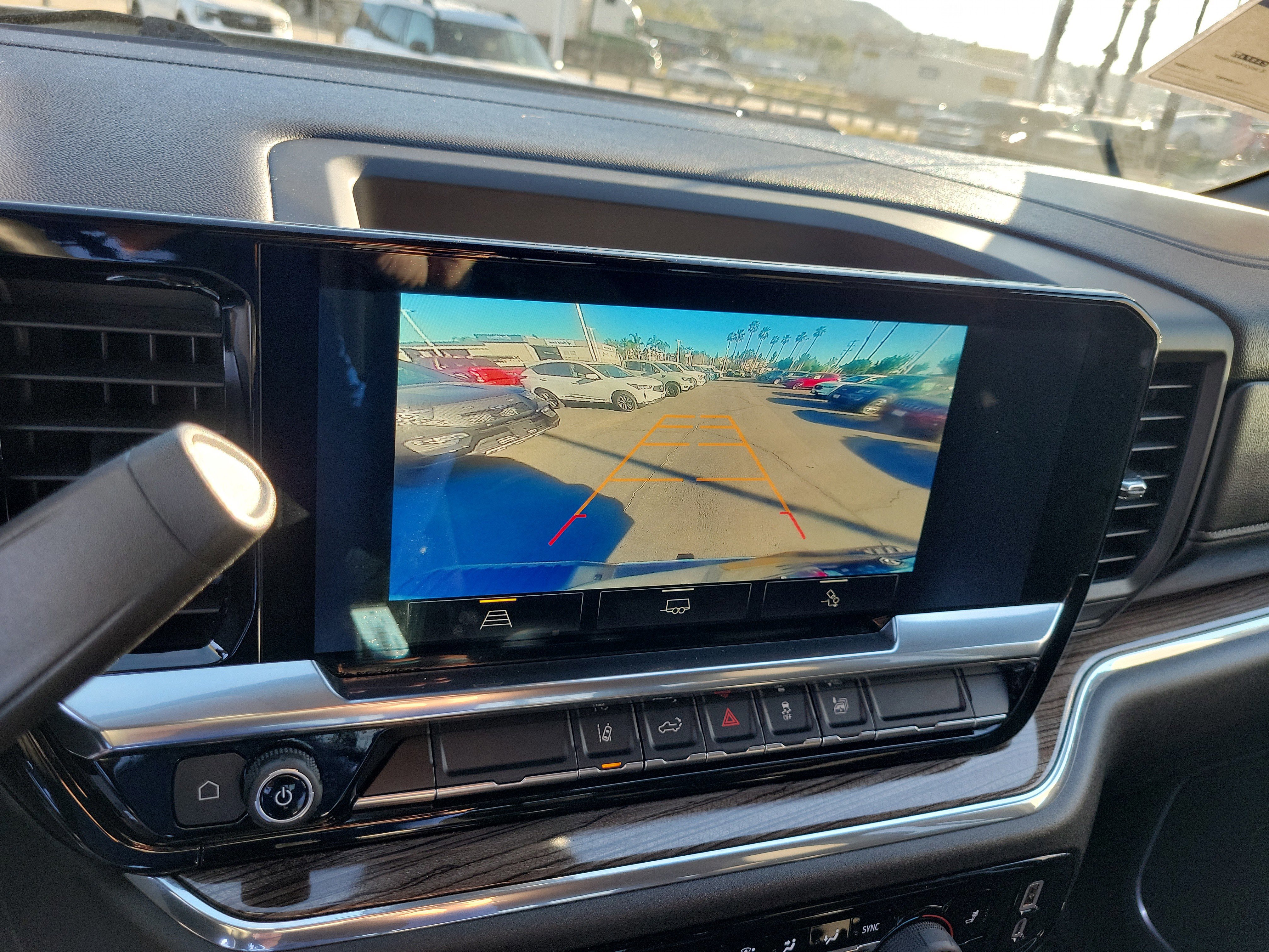 Used 2025 Chevrolet Silverado 2500 LT w/ Convenience Package image 11