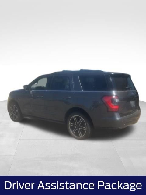 Certified 2019 Ford Expedition Limited w/ Equipment Group 303A AWD/4WD image 8