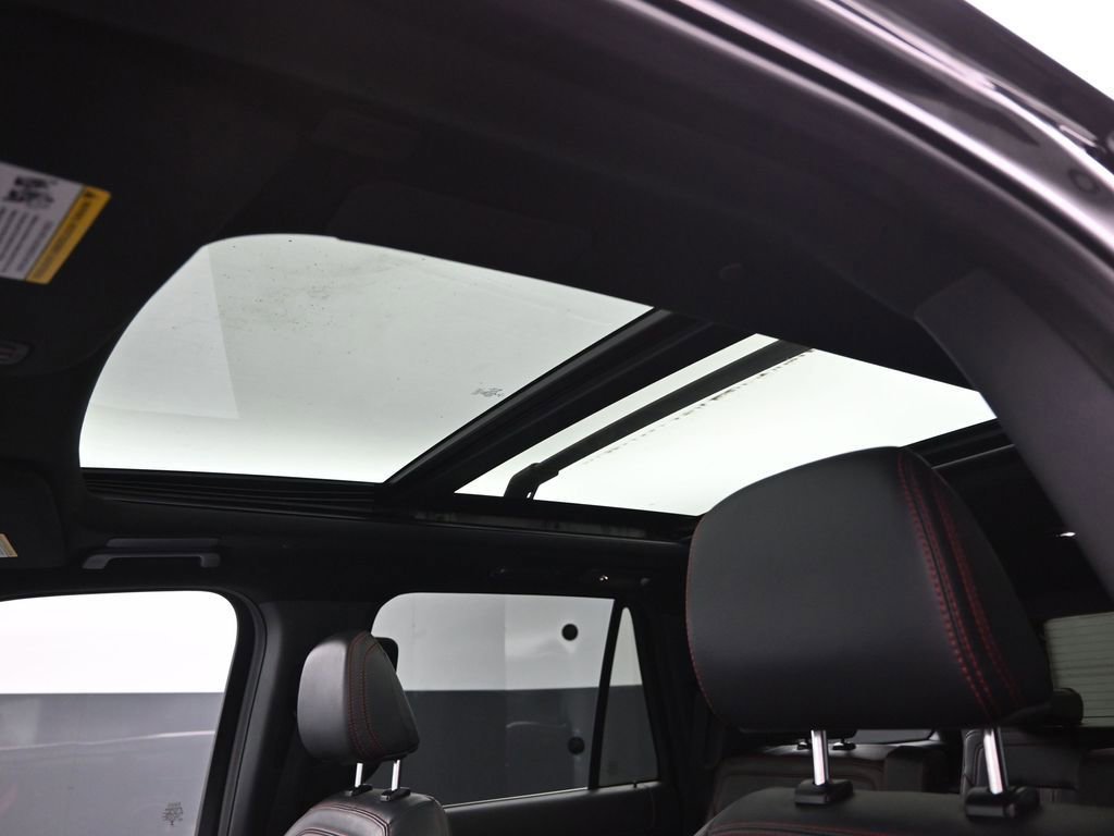 Certified 2023 Ford Expedition Limited image 36