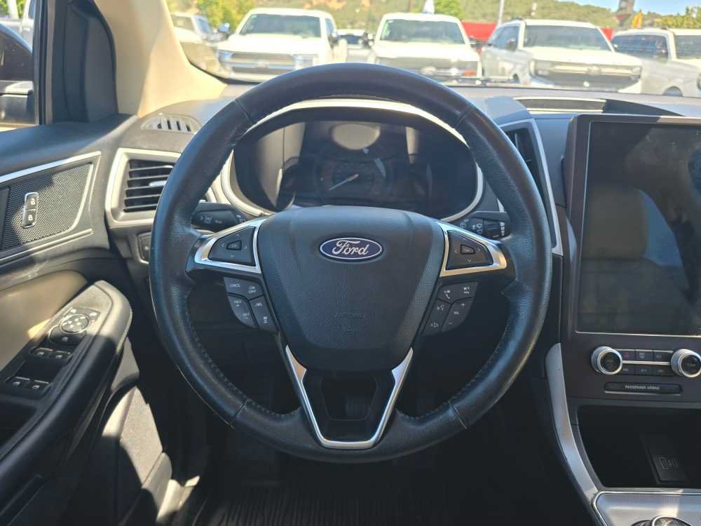 Certified 2021 Ford Edge SEL w/ Cargo Accessory Package AWD/4WD image 11