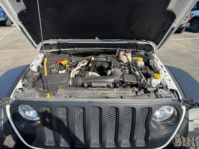 Used 2023 Jeep Wrangler Unlimited Rubicon w/ Cold Weather Group AWD/4WD image 27
