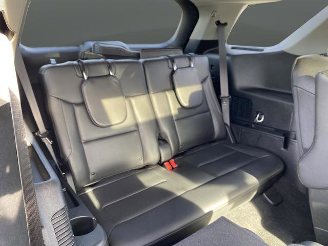 Certified 2023 Ford Explorer XLT w/ Equipment Group 202A image 31