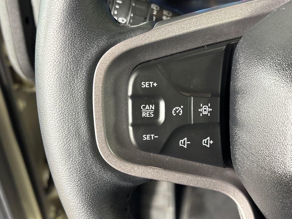 Certified 2025 Ford Bronco Badlands AWD/4WD image 17