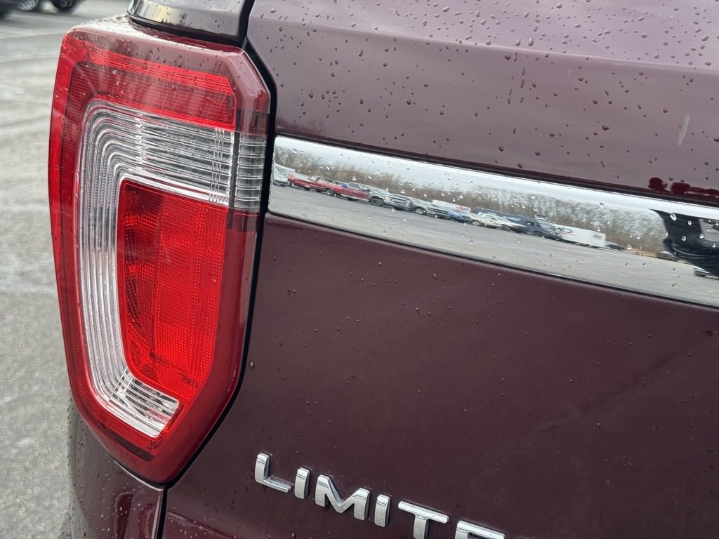 Certified 2018 Ford Explorer Limited w/ Equipment Group 301A image 12