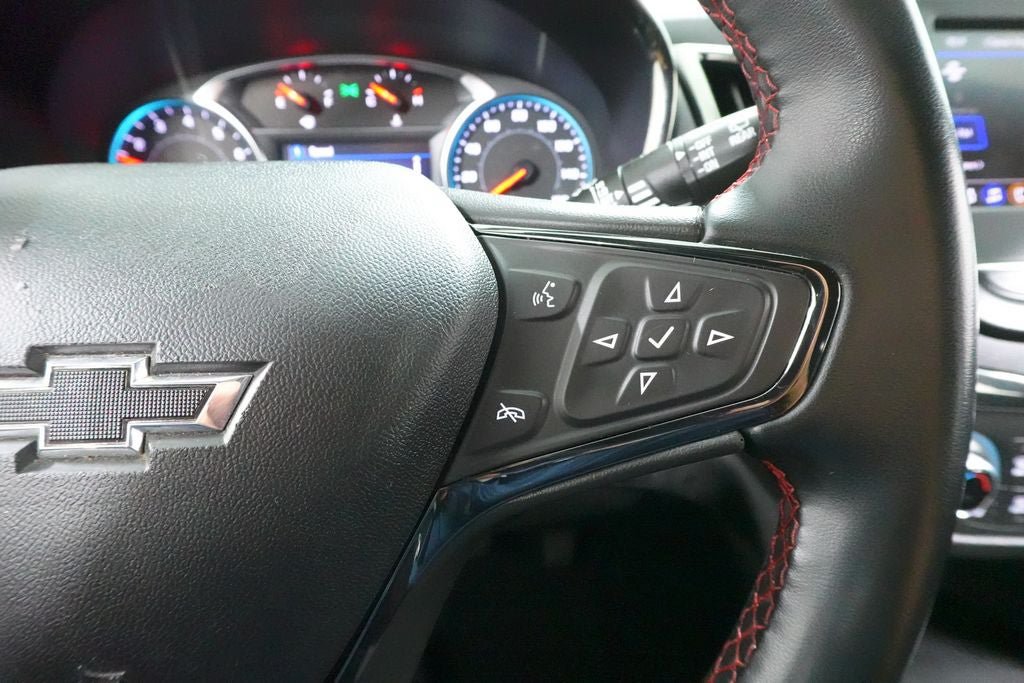 Used 2023 Chevrolet Equinox RS AWD/4WD image 14