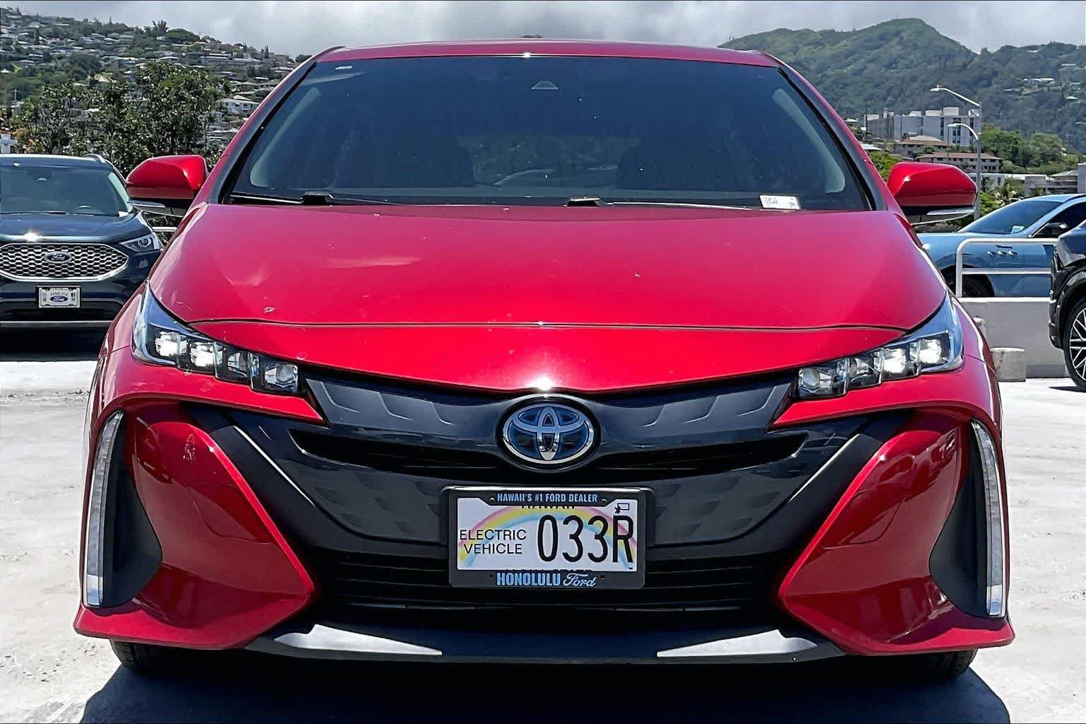 Used 2022 Toyota Prius Prime XLE FWD image 6