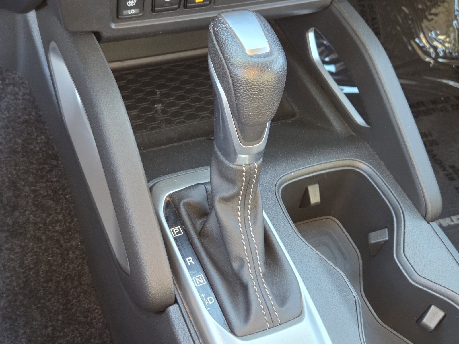 Used 2022 Nissan Frontier SV image 23