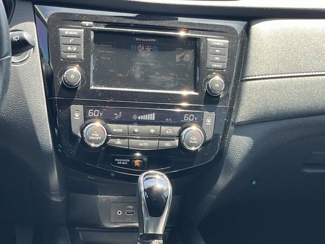 Used 2019 Nissan Rogue SV FWD image 20