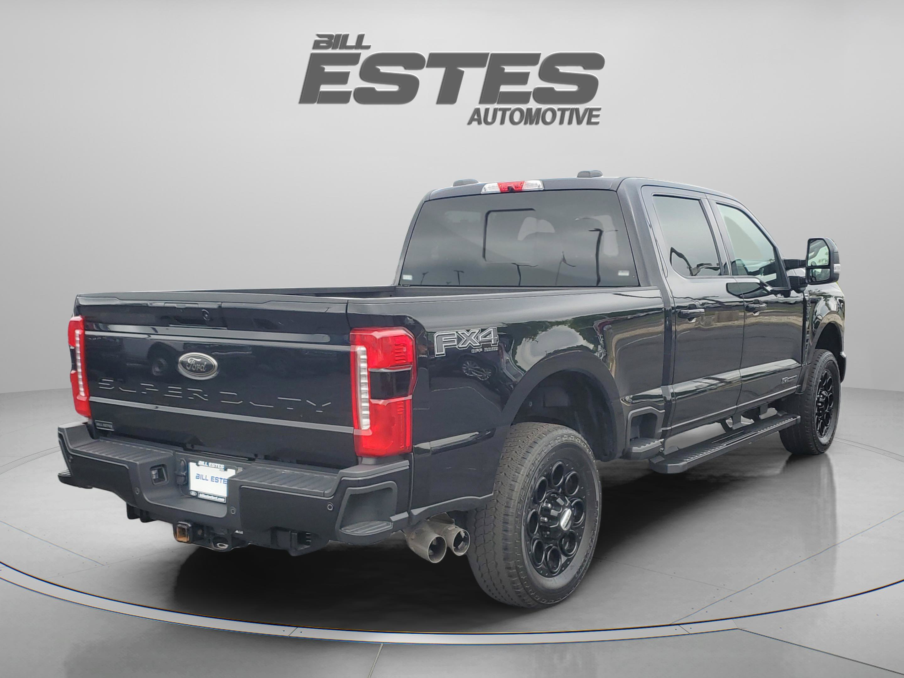 Certified 2024 Ford F250 Lariat w/ Lariat Ultimate Package AWD/4WD image 4