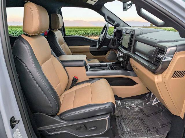 Certified 2024 Ford F250 Lariat w/ Lariat Ultimate Package AWD/4WD image 16