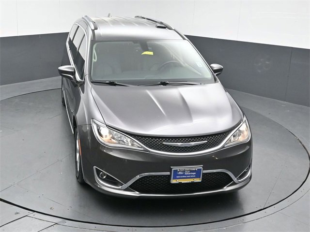 Used 2017 Chrysler Pacifica Touring-L Plus image 24