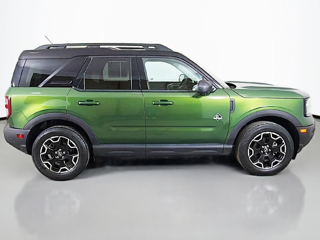Certified 2025 Ford Bronco Sport Outer Banks w/ Outer Banks Tech Package+ AWD/4WD image 17