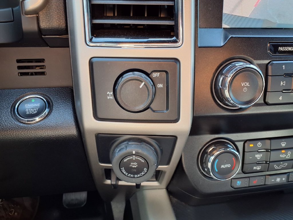 Certified 2019 Ford F150 Lariat RWD image 13