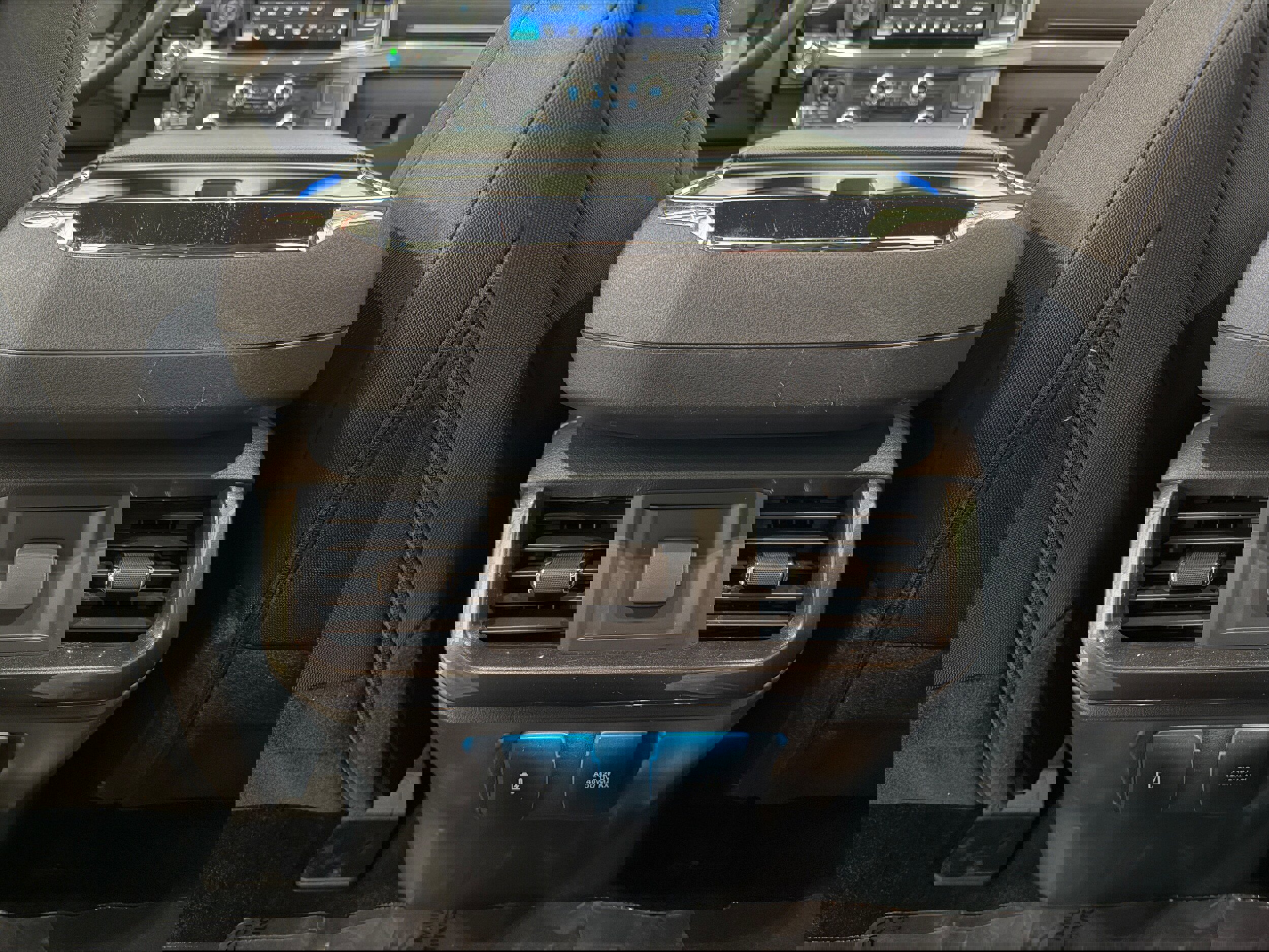 Certified 2022 Ford F150 XLT w/ Equipment Group 302A High image 12