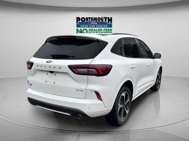 Certified 2024 Ford Escape ST-Line Select w/ Tech Pack #1 image 4