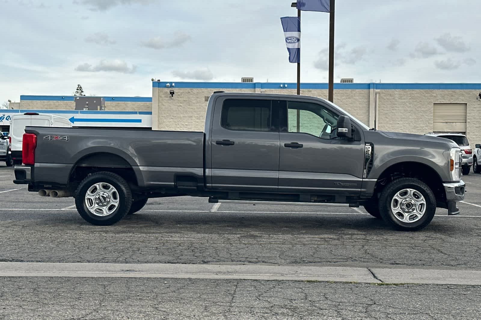 Certified 2025 Ford F250 XLT image 5