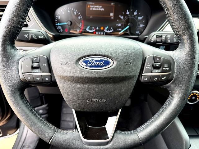 Certified 2020 Ford Escape SEL FWD image 11