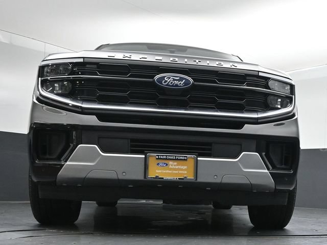Certified 2025 Ford Expedition Max Platinum w/ Driver's Package AWD/4WD image 37