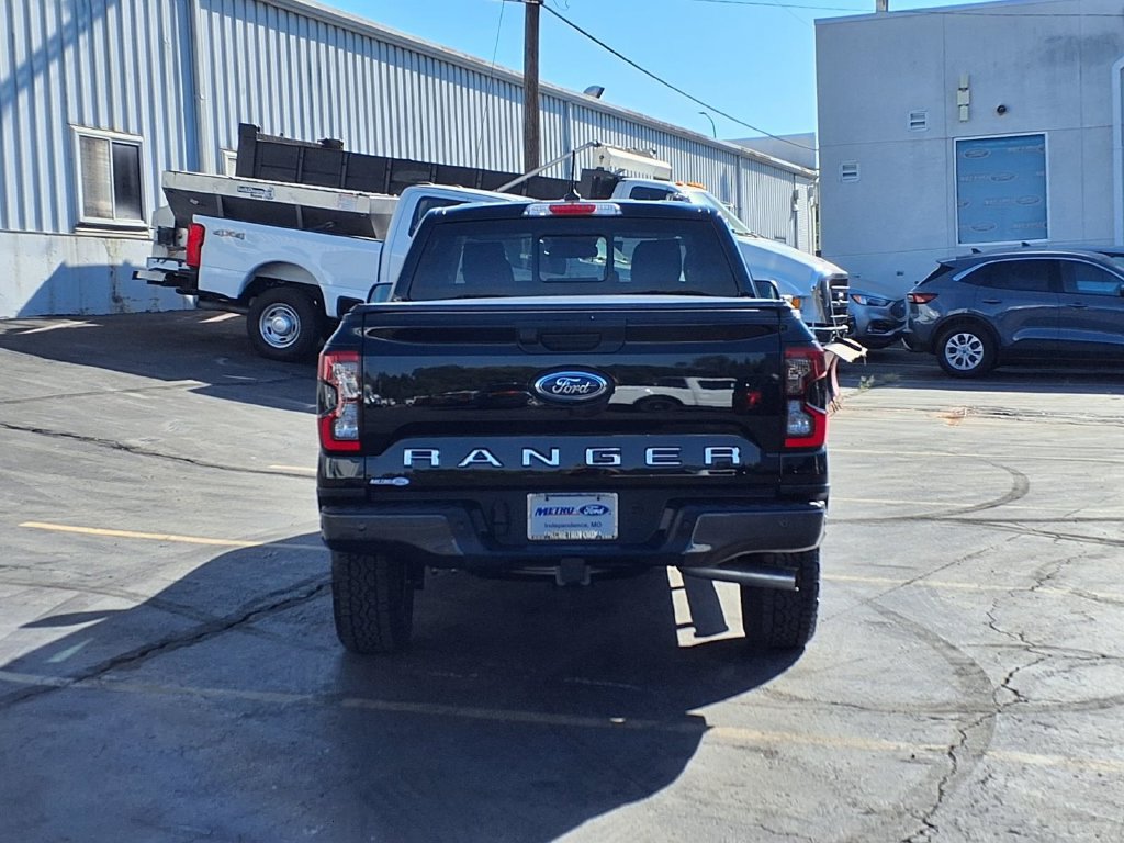 Certified 2024 Ford Ranger Lariat w/ Advanced Towing Package AWD/4WD image 4