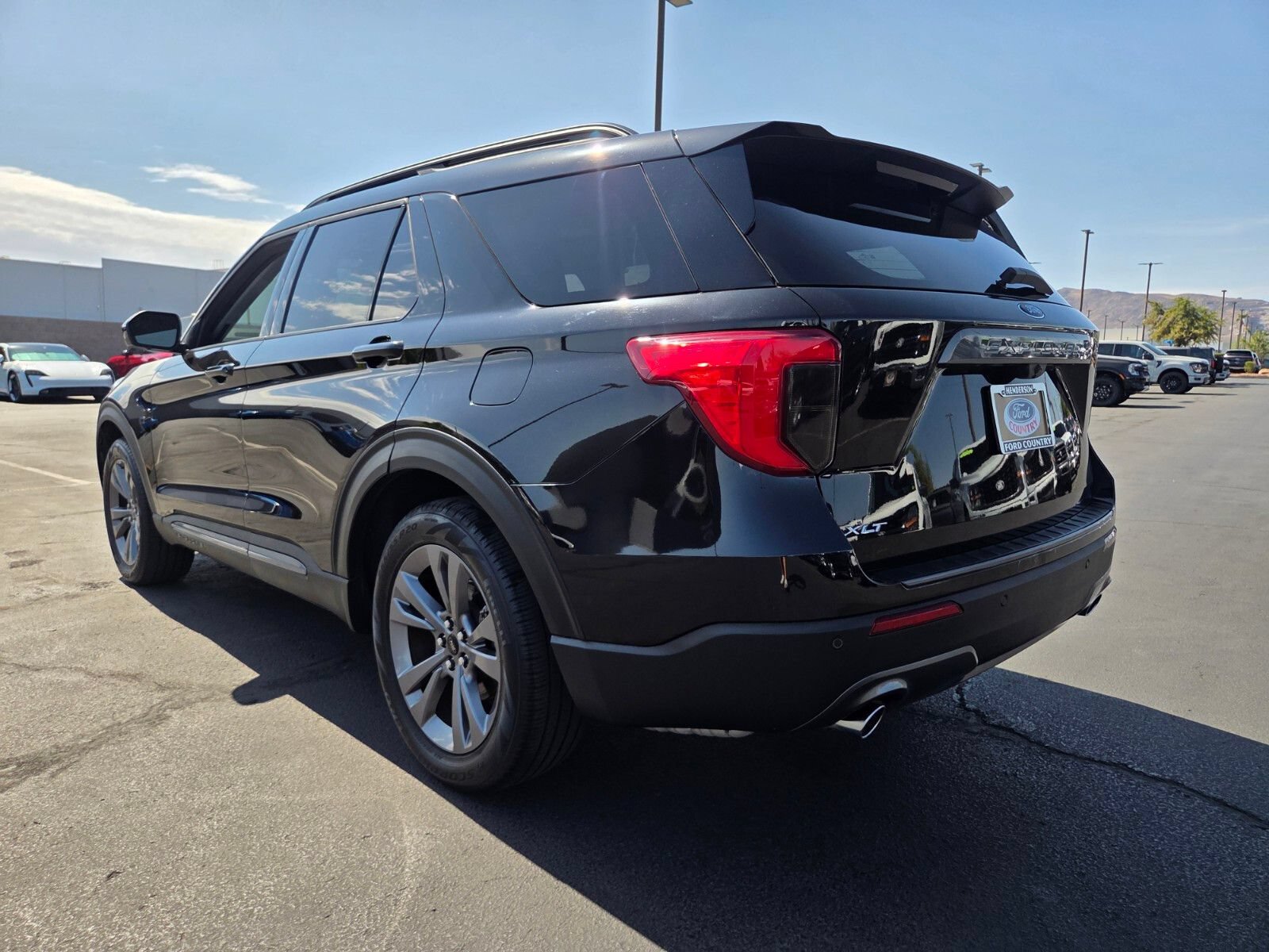 Certified 2023 Ford Explorer XLT w/ Equipment Group 202A RWD image 4