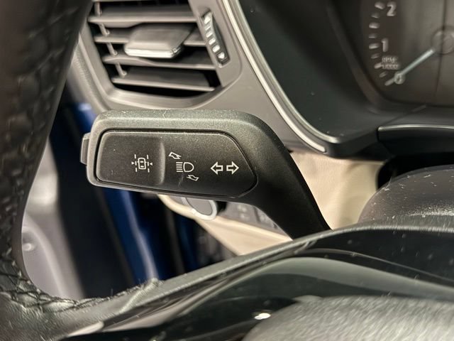 Certified 2022 Ford Escape SE w/ Cold Weather Package AWD/4WD image 21
