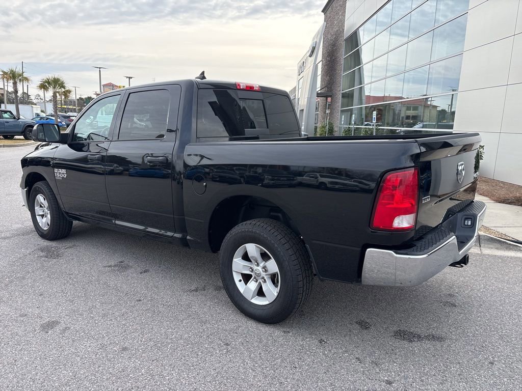 Used 2023 RAM 1500 Classic SLT w/ Trailer & Traction Group image 3
