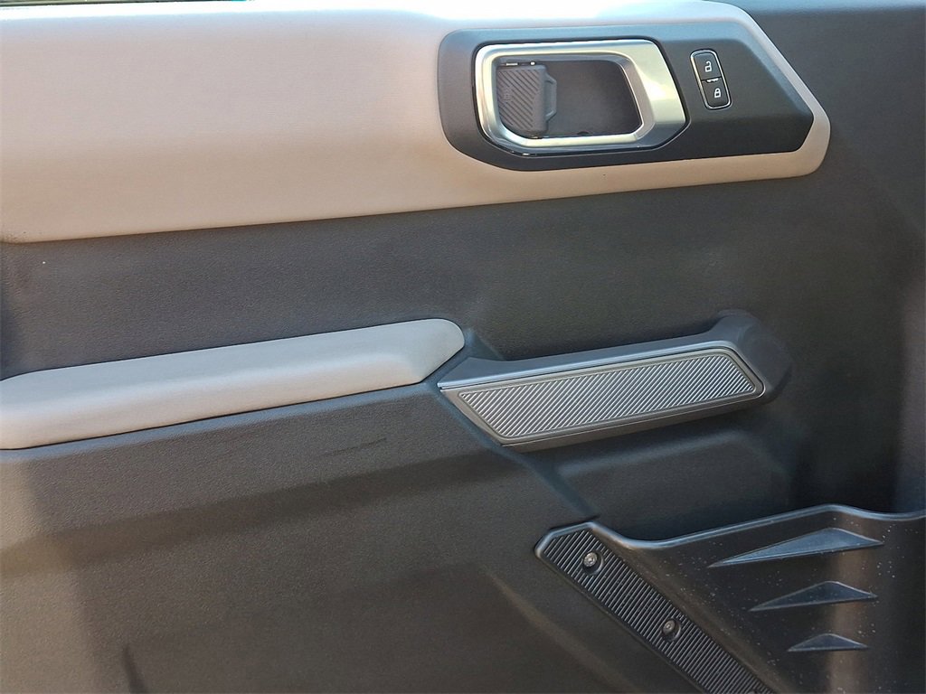 Certified 2022 Ford Bronco Wildtrak image 13