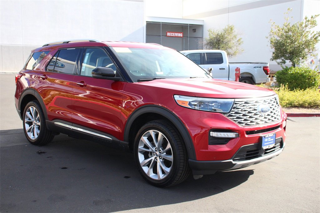 Certified 2021 Ford Explorer Platinum w/ Equipment Group 601A image 11