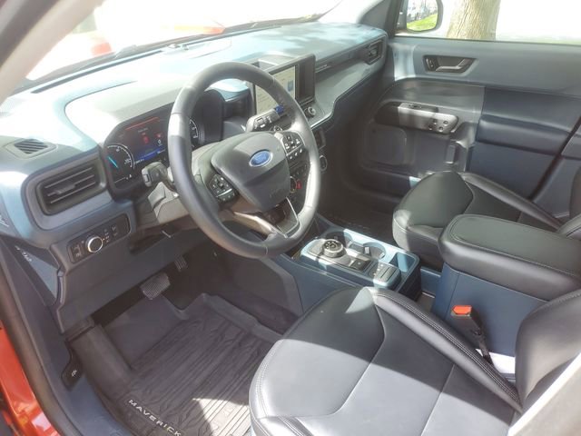 Certified 2024 Ford Maverick Lariat w/ Black Appearance Package FWD image 11