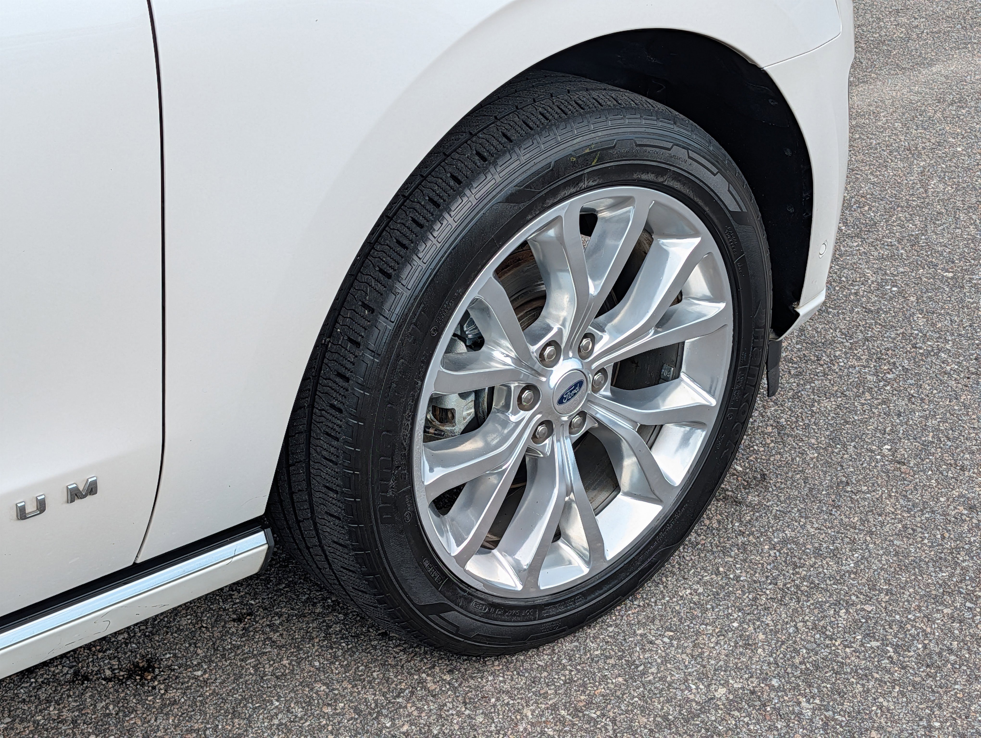 Certified 2019 Ford Expedition Max Platinum RWD image 12