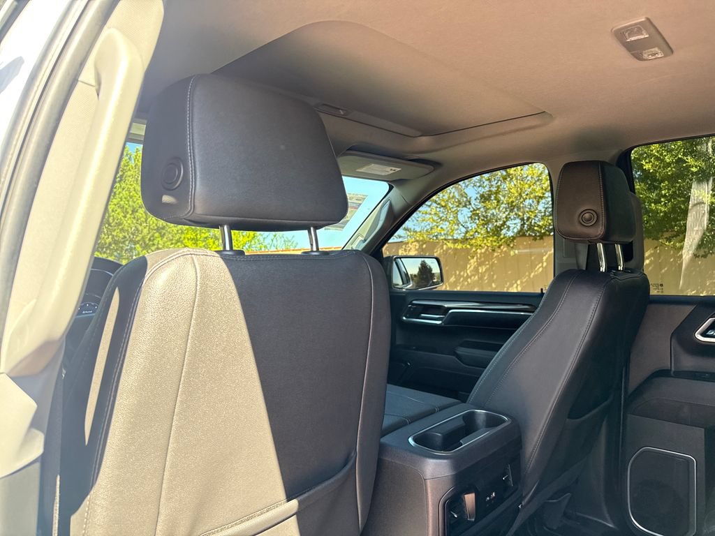 Used 2023 Chevrolet Silverado 1500 RST w/ Redline Edition AWD/4WD image 21