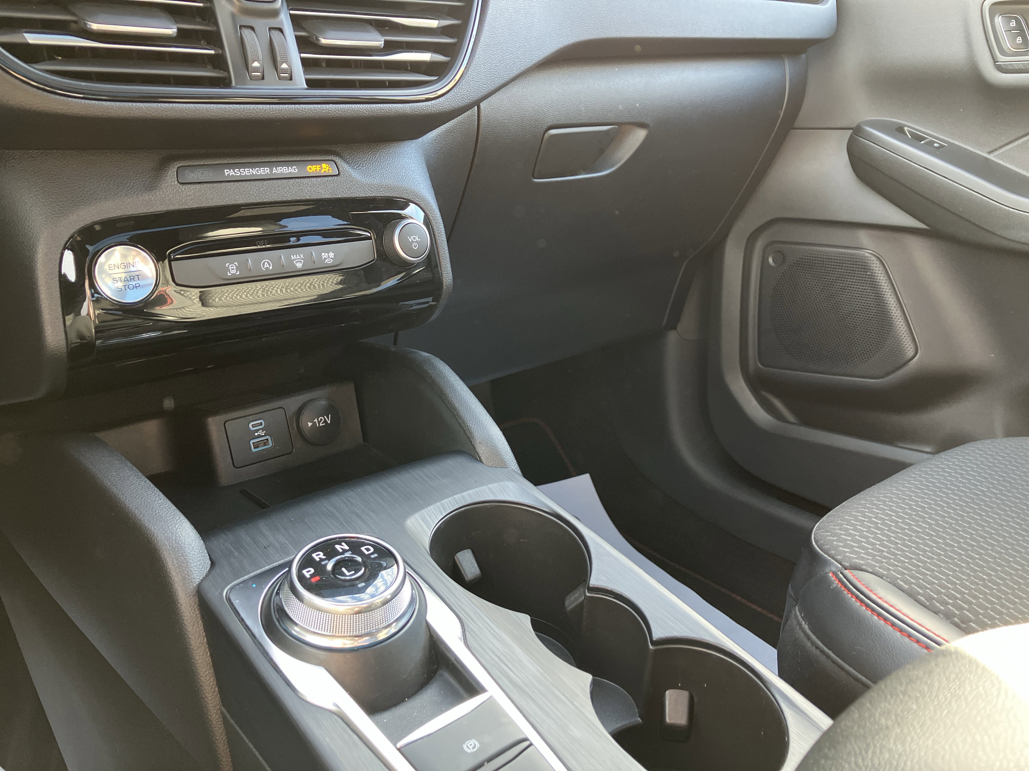 Certified 2023 Ford Escape ST-Line w/ Tech Pack #1 image 18