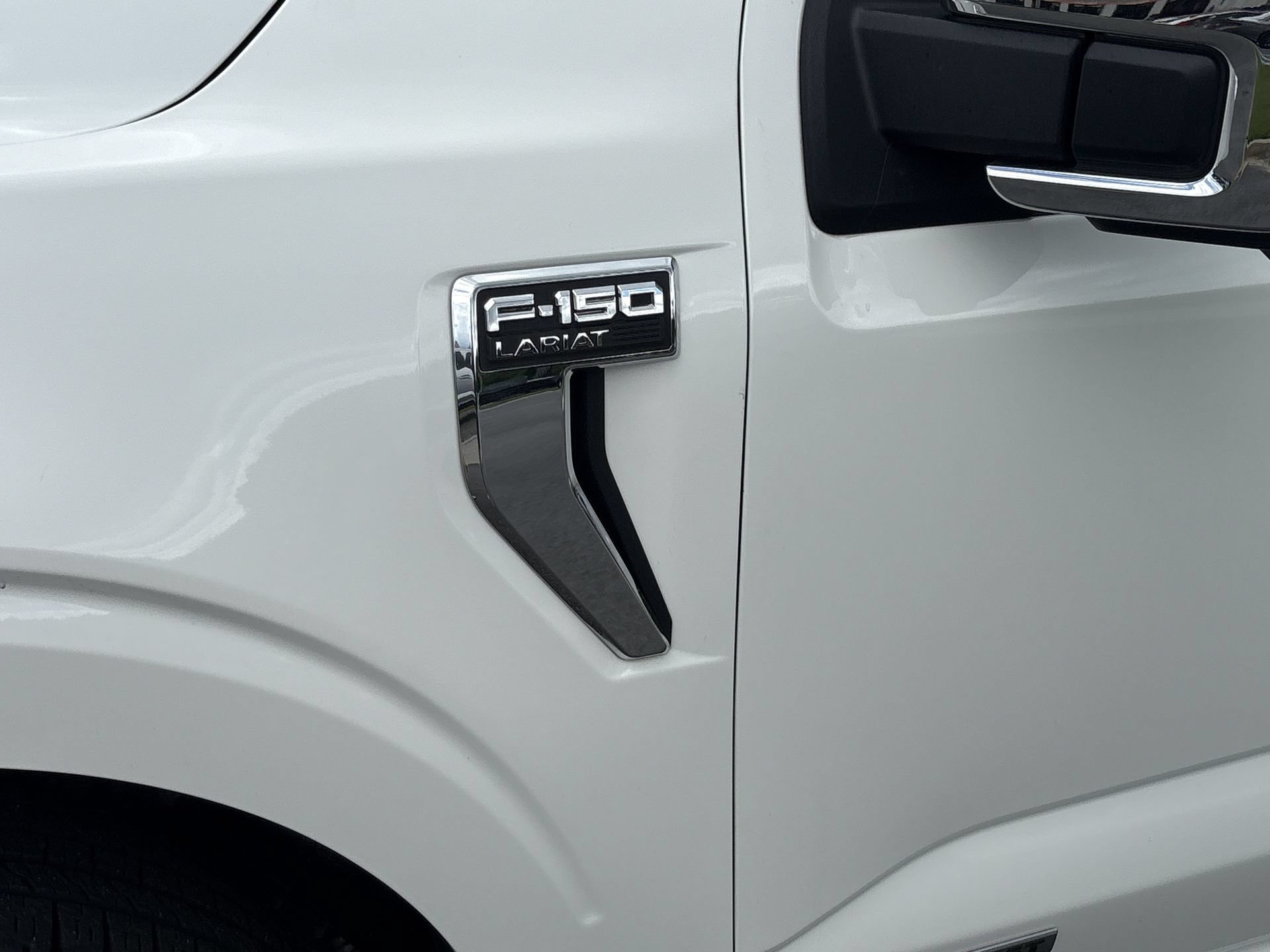 Certified 2023 Ford F150 Lariat w/ Equipment Group 502A High AWD/4WD image 33